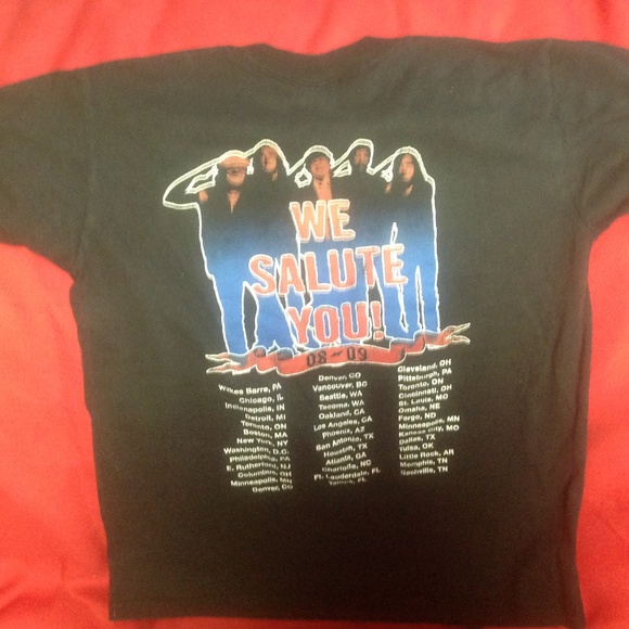 AC/DC tshirt - Picture 3 of 3